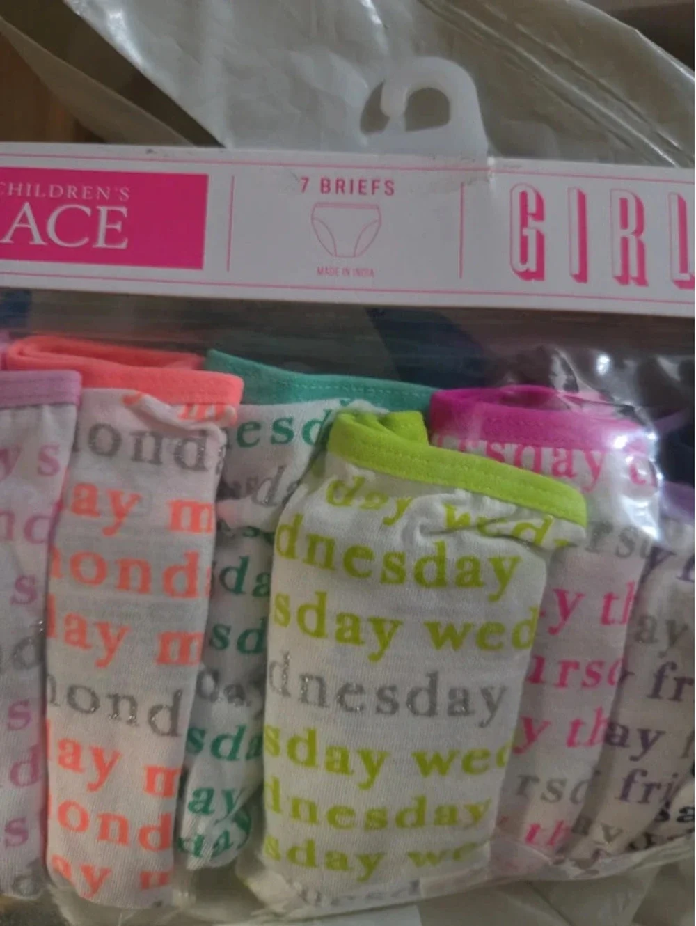 Girls briefs 7 pairs size XXL 16